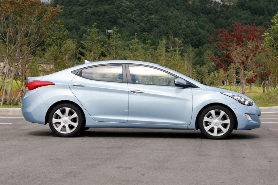  Hyundai Elantra 2011 года  (фото 81 из 144)